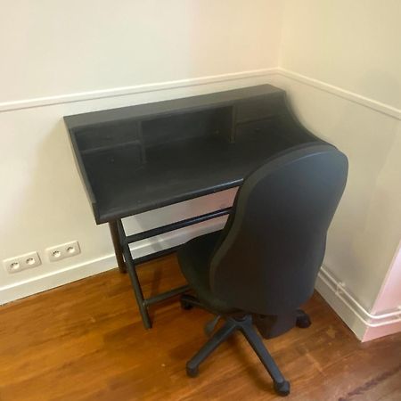 Floydroom'S Pau Chambre Hotes Dans Appartement Partage Proche Chateau Dış mekan fotoğraf