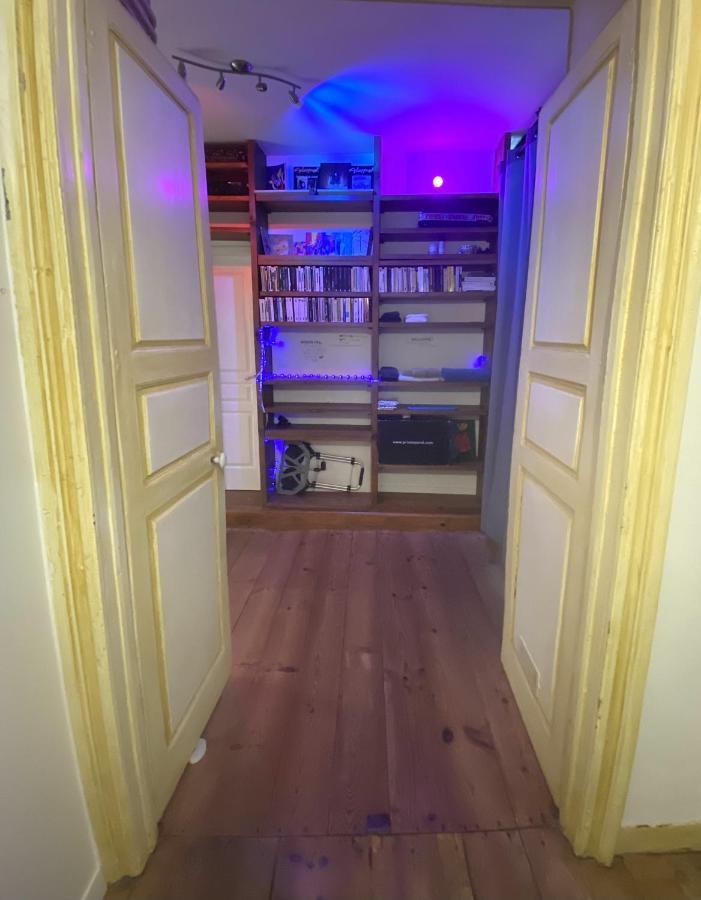 Floydroom'S Pau Chambre Hotes Dans Appartement Partage Proche Chateau Dış mekan fotoğraf