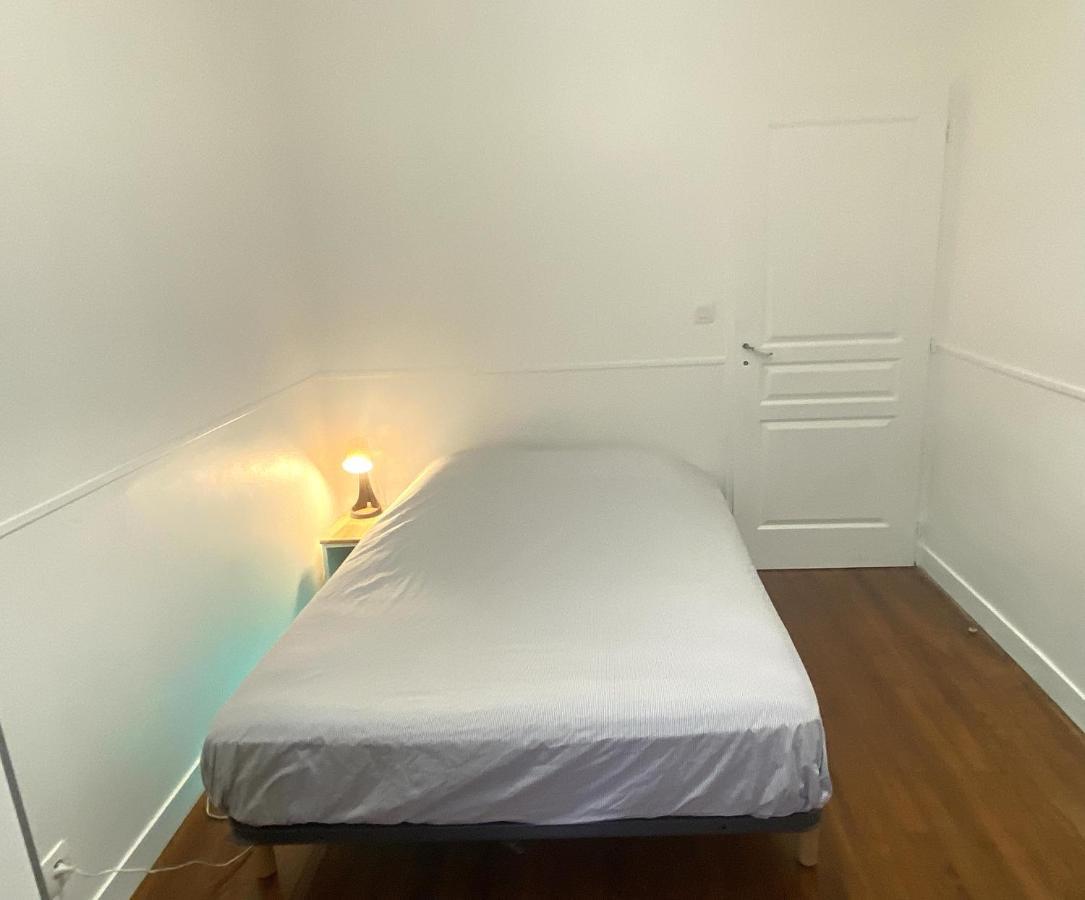 Floydroom'S Pau Chambre Hotes Dans Appartement Partage Proche Chateau Dış mekan fotoğraf
